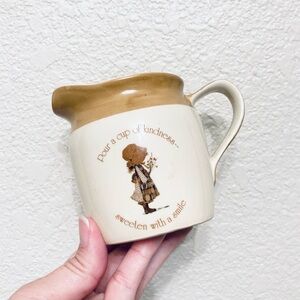 1978 HOLLY HOBBIE Earthenware Creamer Pitcher "Country Living" Republic Of China